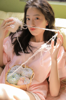 妈妈先是拒绝后是迎合的句子
